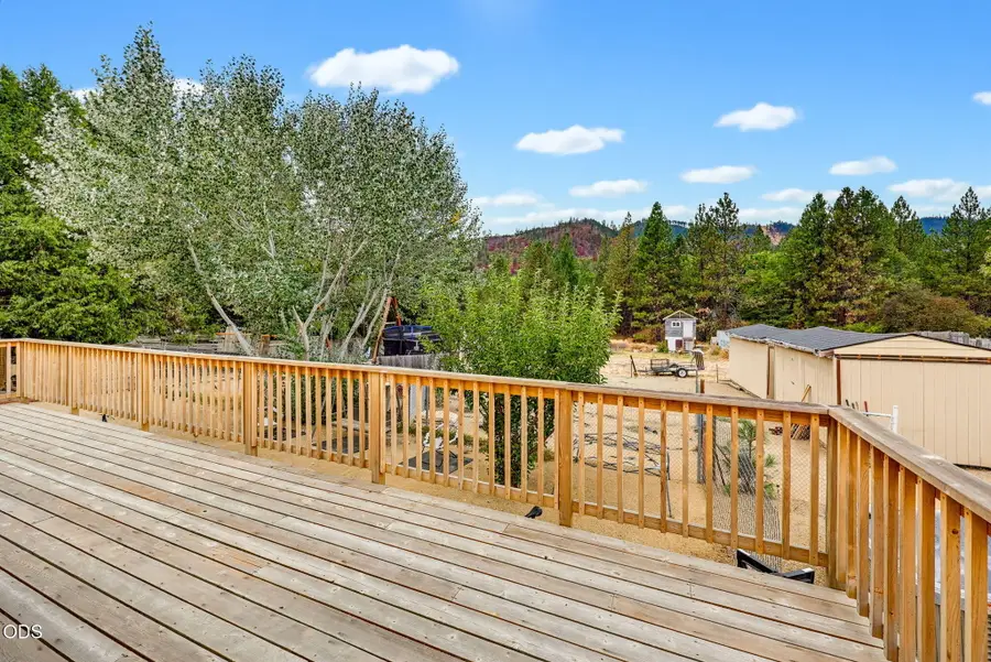 5520 Hwy 238, Jacksonville, OR 97530 - #2