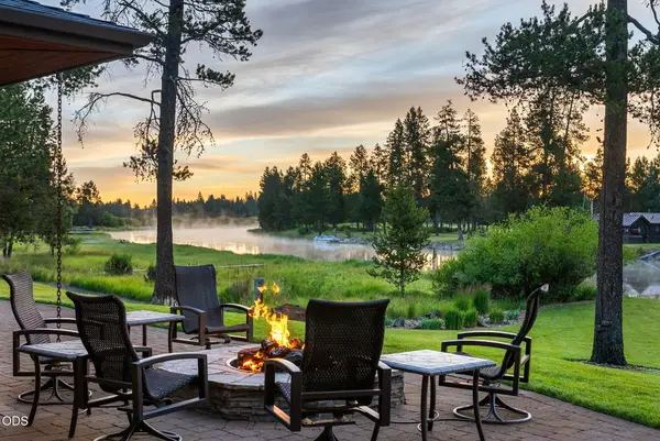 56680 Lunar Drive, Bend, OR 97707