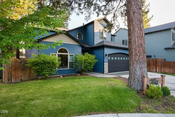 19773 Astro Place, Bend, OR 97702