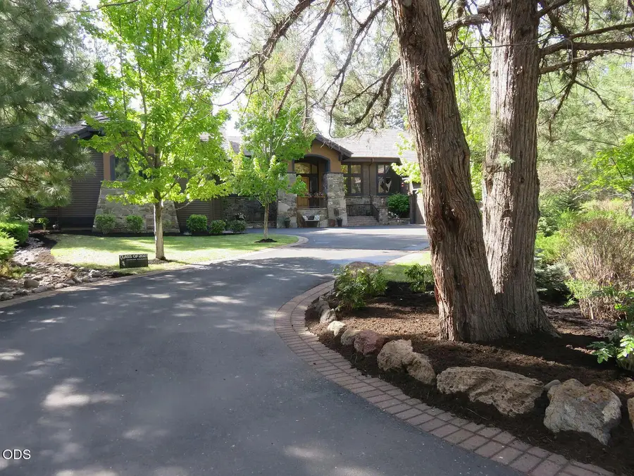 61858 Bunker Hill Court, Bend, OR 97702 - #2