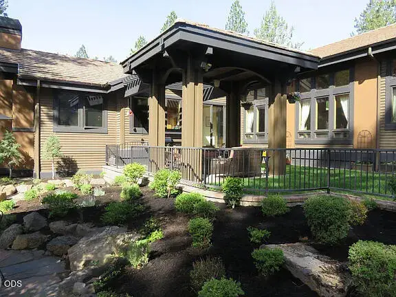 61858 Bunker Hill Court, Bend, OR 97702 - #3
