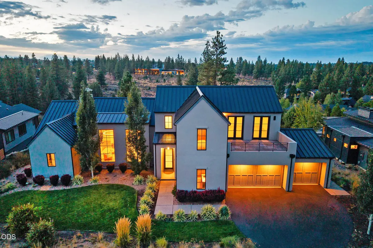 61901 Hosmer Lake Drive, Bend, OR 97702 - #1