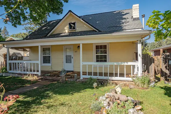 217 Broad Street, Butte Falls, OR 97522