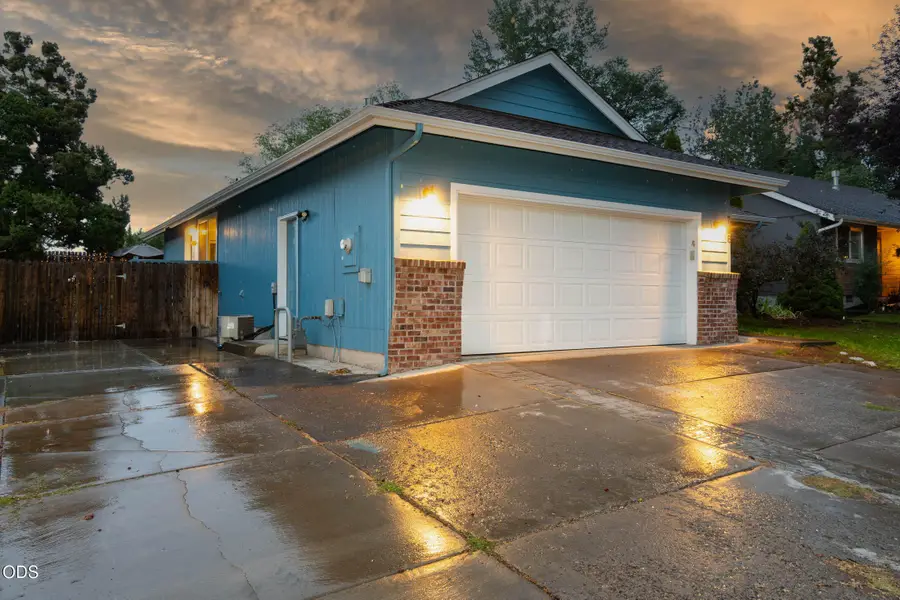 786 NE Tierra Road, Bend, OR 97701 - #3