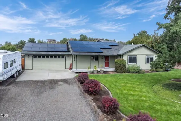 1287 NE Mountain Ash Road, Prineville, OR 97754