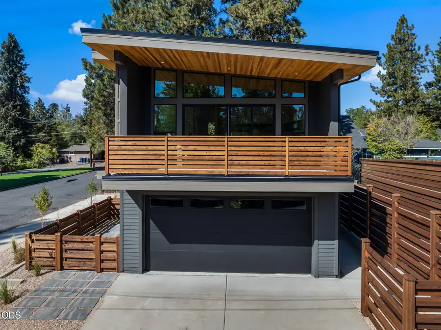 1530 NE 6th Street, Bend, OR 97701 - #3