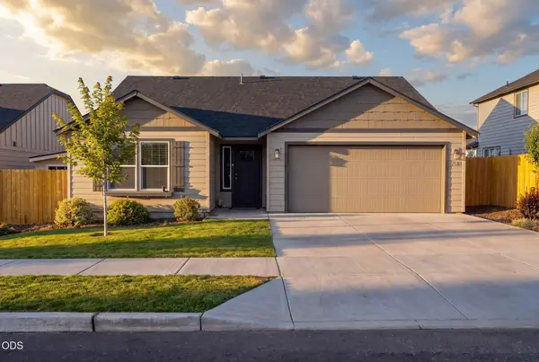 3583 NW 9th Street #Lot 65, Redmond, OR 97756