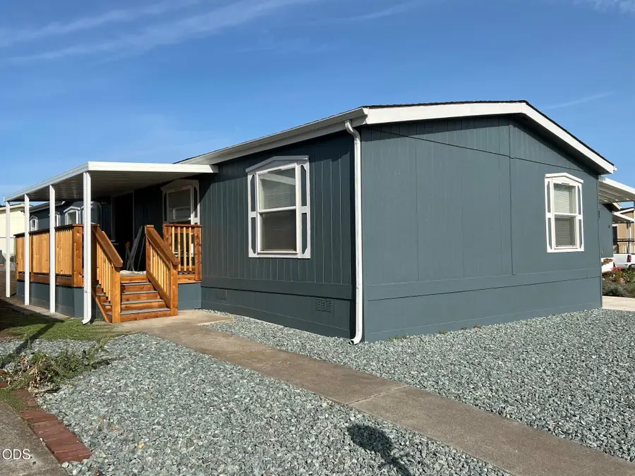 4729 S Pacific Highway #37, Phoenix, OR 97535 - #2