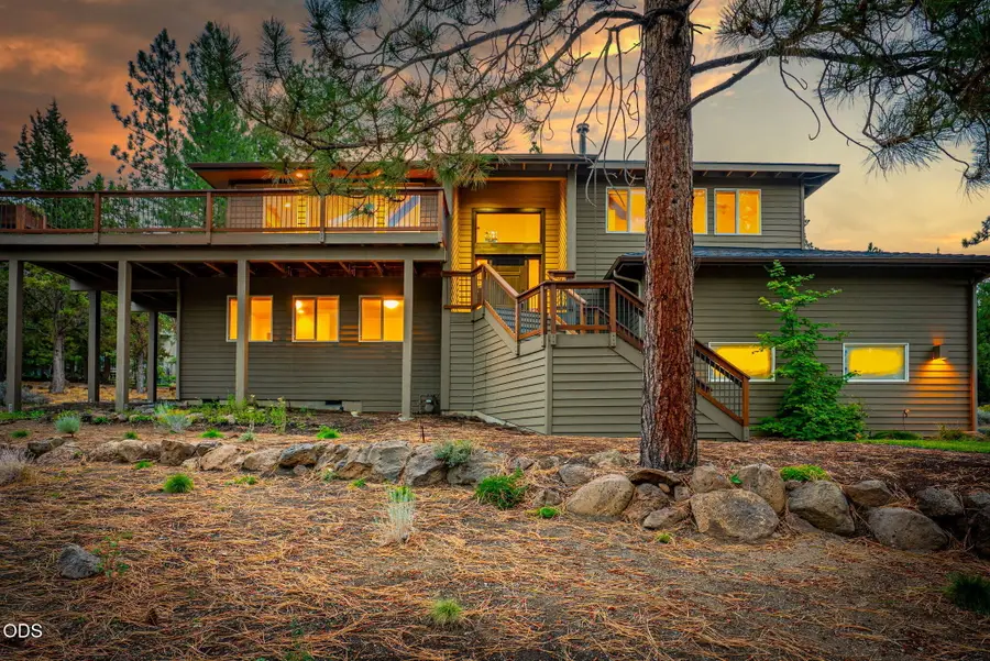 1960 NW Keenan Court, Bend, OR 97703 - #2