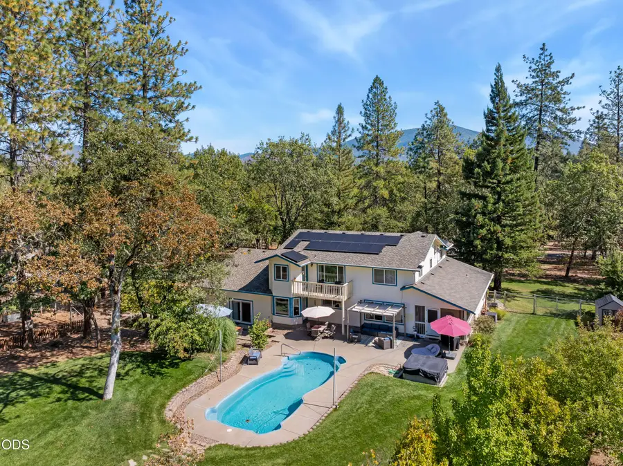 676 Becklin Drive, Merlin, OR 97532 - #3