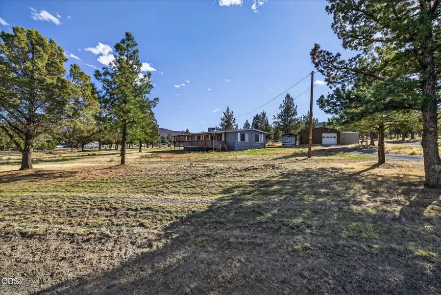 1384 SE Akins Drive, Prineville, OR 97754 - #2