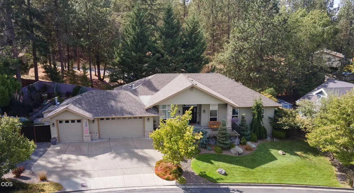 2212 SE Linden Lane, Grants Pass, OR 97527 - #1