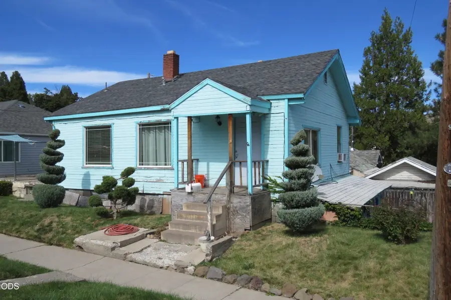 905 N 9th Street, Klamath Falls, OR 97601 - #2