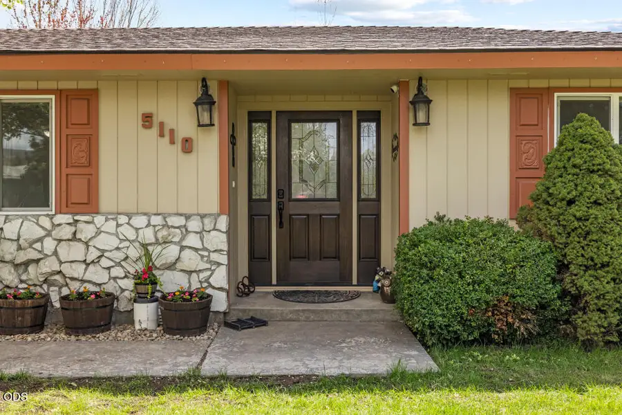 5110 Sturdivant Avenue, Klamath Falls, OR 97603 - #3