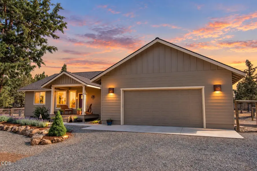 69916 Holmes Road, Sisters, OR 97759 - #2