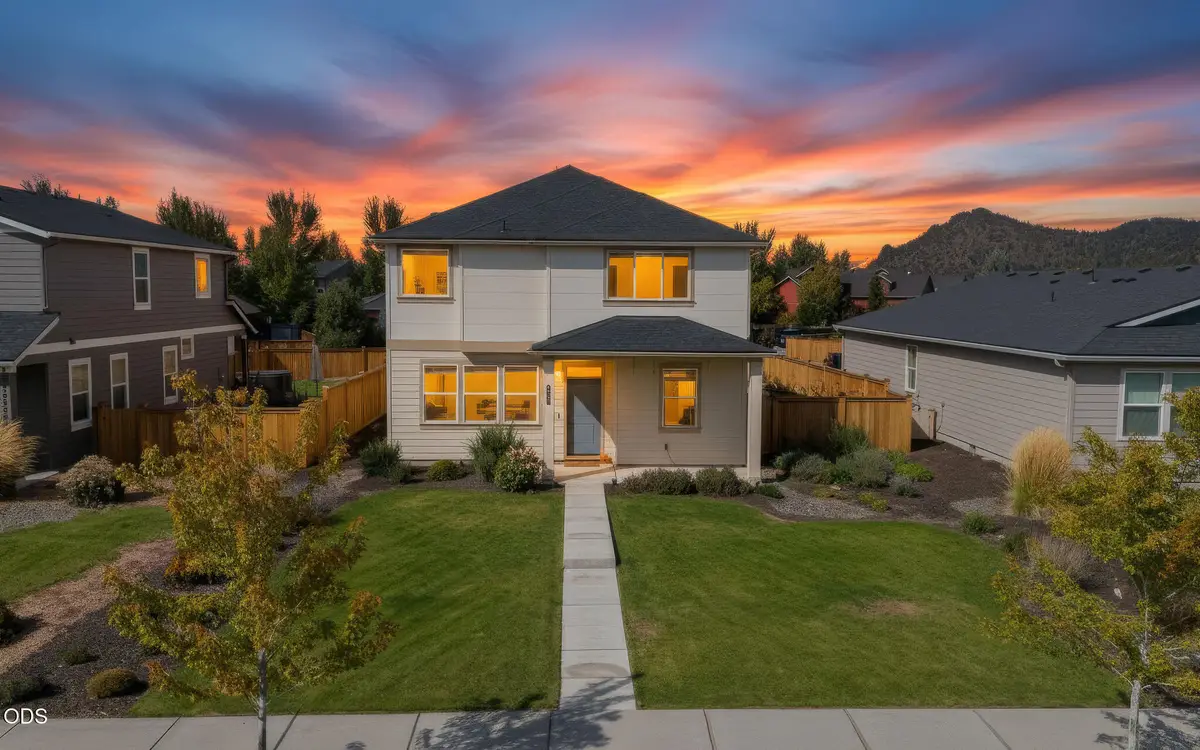 731 NE Union Loop, Prineville, OR 97754 - #1