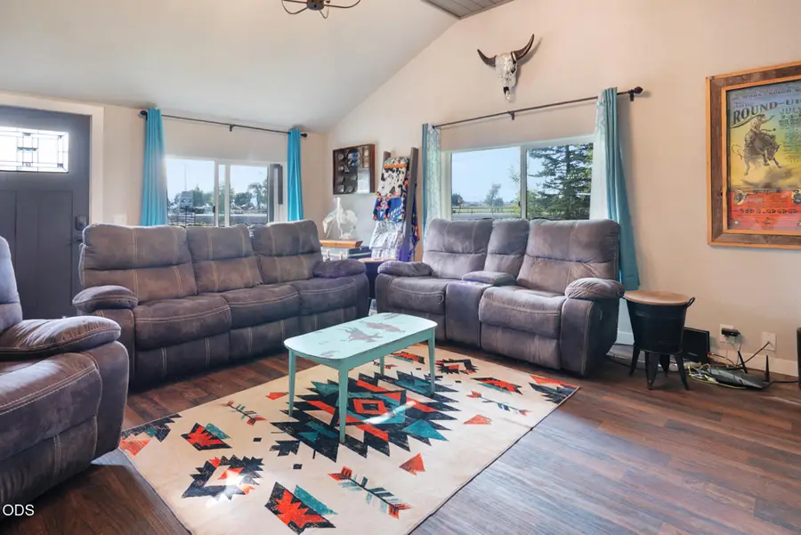 5807 Airway Drive, Klamath Falls, OR 97603 - #2