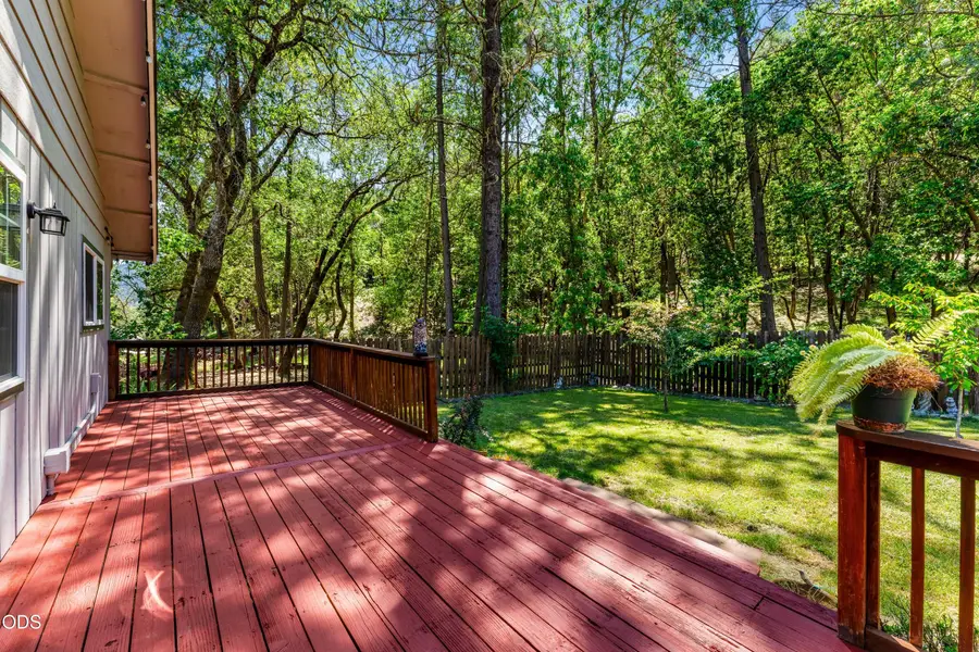 370 Horseshoe Drive, Grants Pass, OR 97526 - #2