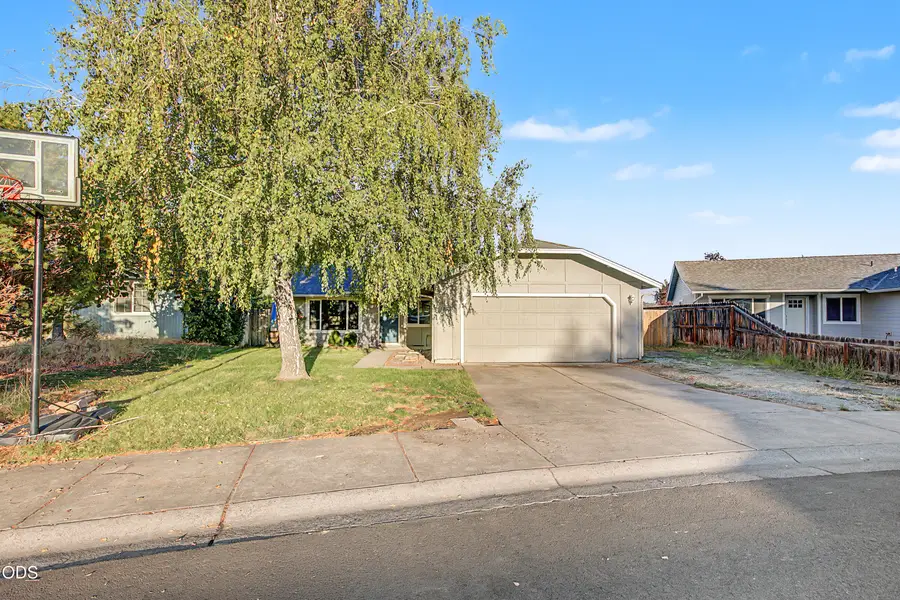 123 Eagle View Drive, Eagle Point, OR 97524 - #3