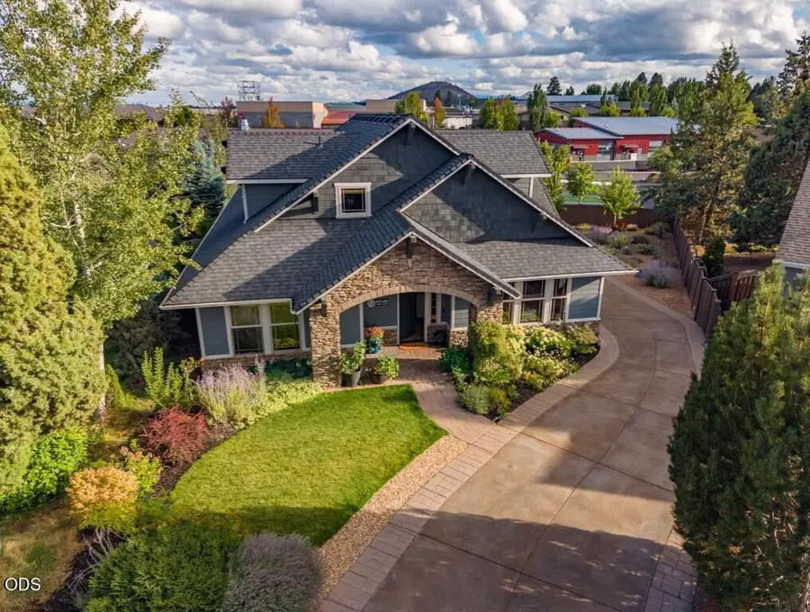 63109 Turret Court, Bend, OR 97701 - #2