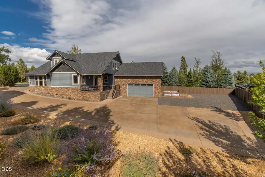63109 Turret Court, Bend, OR 97701 - #3