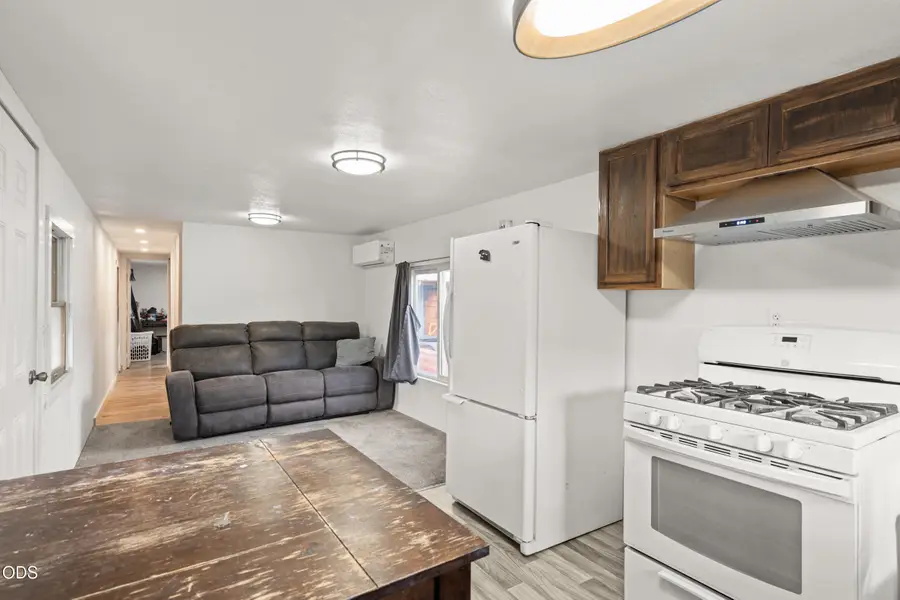 2395 Redwood Avenue #42, Grants Pass, OR 97527 - #3