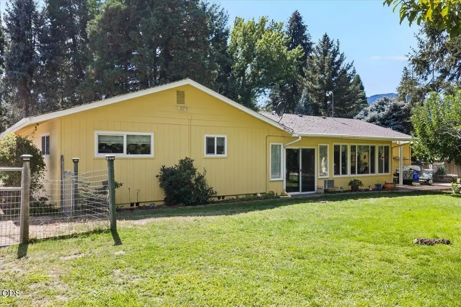 333 Earhart Road, Rogue River, OR 97537 - #2