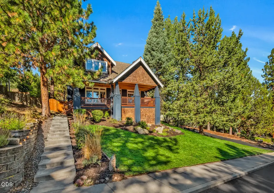 335 NW 17th Street, Bend, OR 97703 - #2