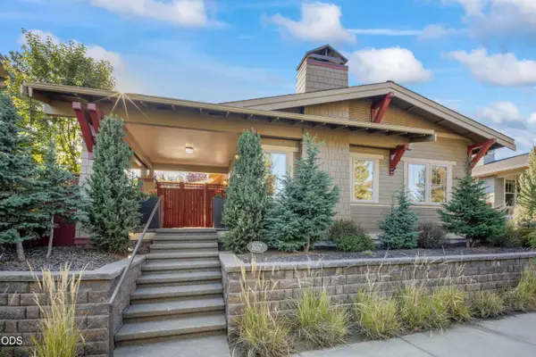 1657 NW Mt Washington, Bend, OR 97703