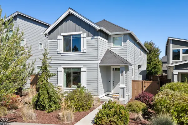 61066 SE Sydney Harbor Drive, Bend, OR 97702