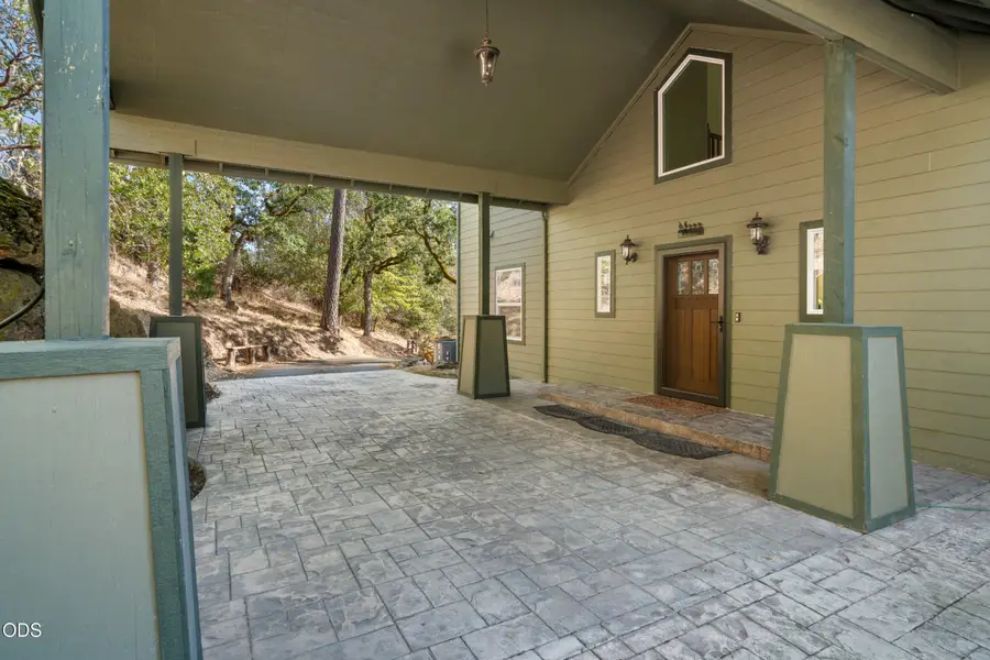 33 Quail Run Drive, Shady Cove, OR 97539 - #3