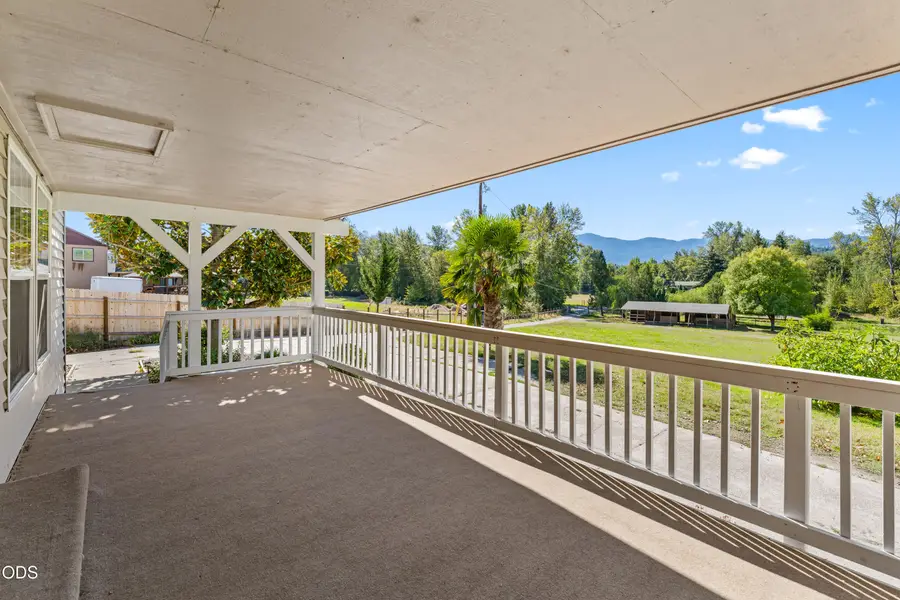 5550 Demaray Drive, Grants Pass, OR 97527 - #3