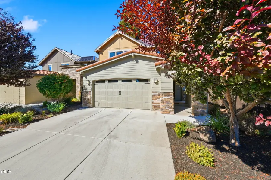 63128 NW Via Cambria, Bend, OR 97703 - #2