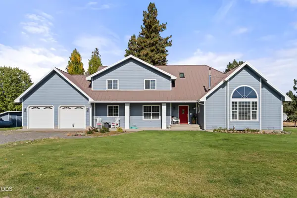 44220 Cowboy Hill Lane, Chiloquin, OR 97624