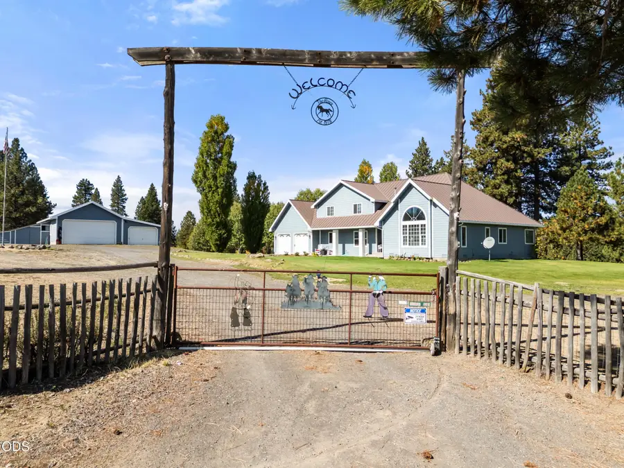 44220 Cowboy Hill Lane, Chiloquin, OR 97624 - #2