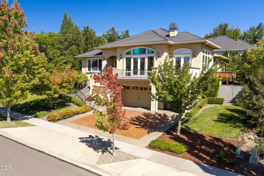 401 Stanford Avenue, Medford, OR 97504 - #2