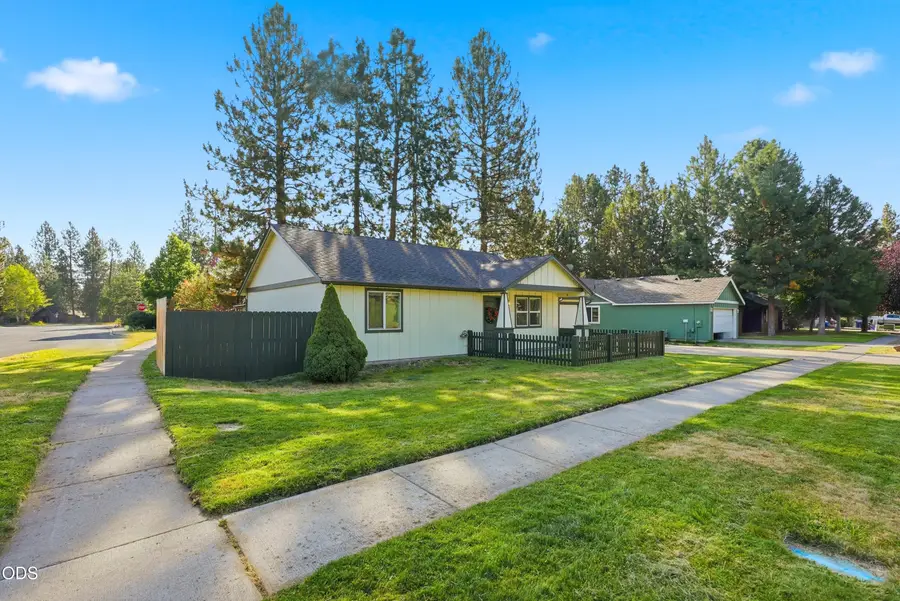60998 Honkers Lane, Bend, OR 97702 - #3