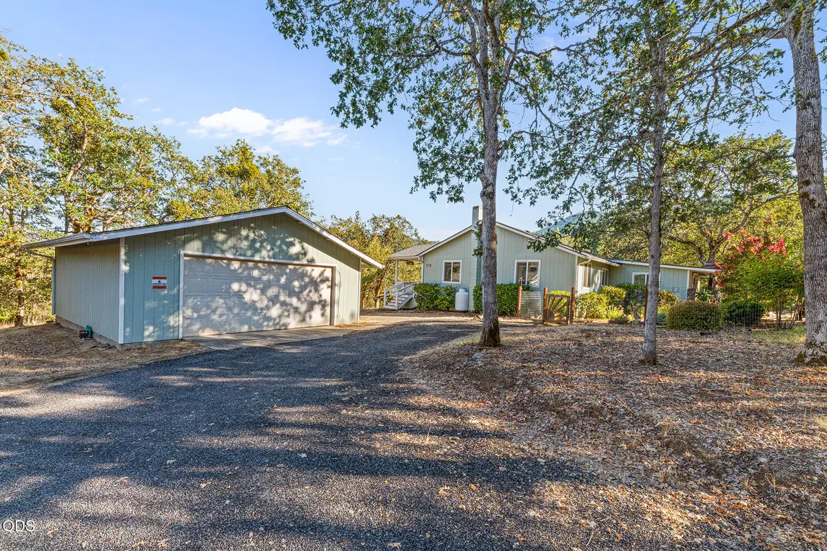 455 Crystal Drive, Grants Pass, OR 97527 - #1