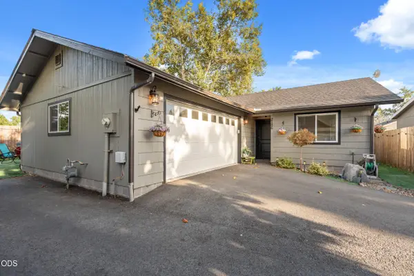 2186 Lower River Road, Grants Pass, OR 97526