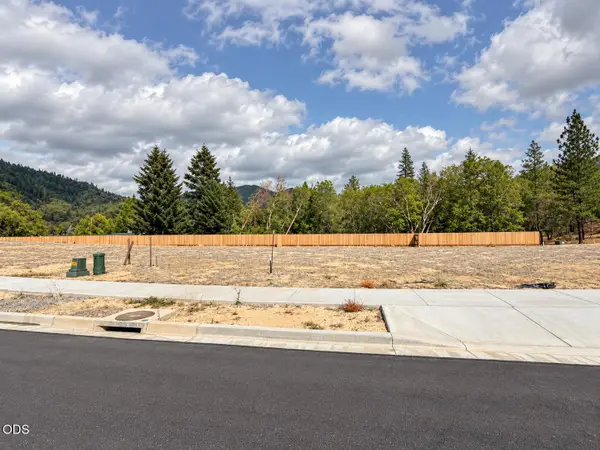 210 NW Stark Way #Lot 2, Grants Pass, OR 97526