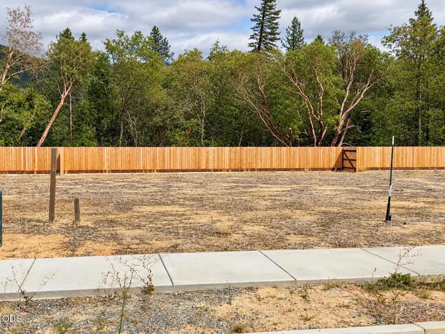 210 NW Stark Way #Lot 2, Grants Pass, OR 97526 - #2