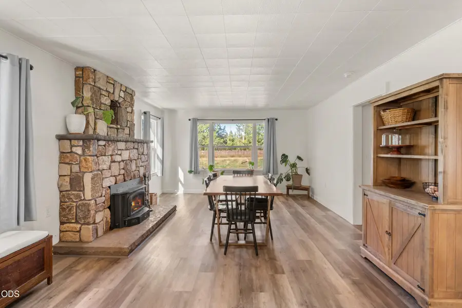 710 Garner Road, Cave Junction, OR 97523 - #2