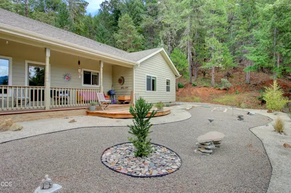 665 Winona Road, Grants Pass, OR 97526
