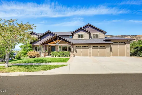 123 Monterey Drive, Medford, OR 97504