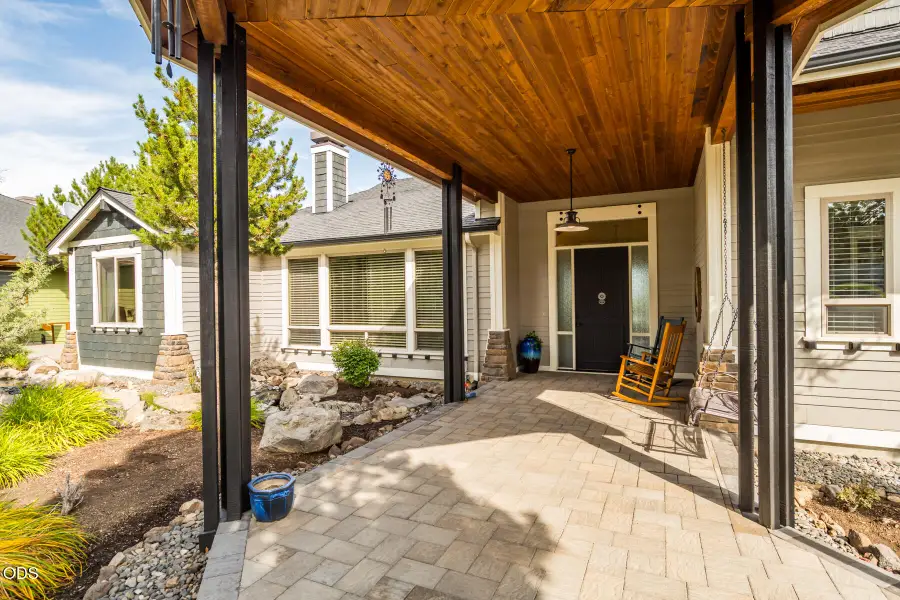 1846 Turnstone Road, Redmond, OR 97756 - #3
