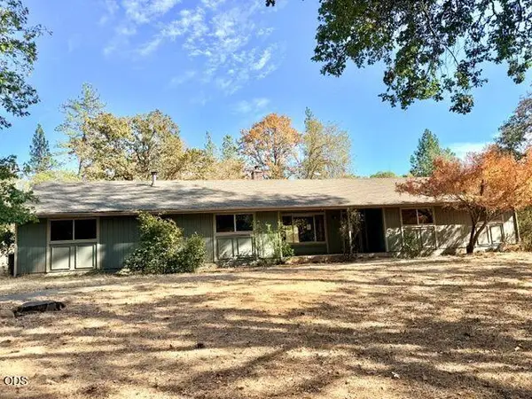 6701 Tunnel Loop Road, Grants Pass, OR 97526