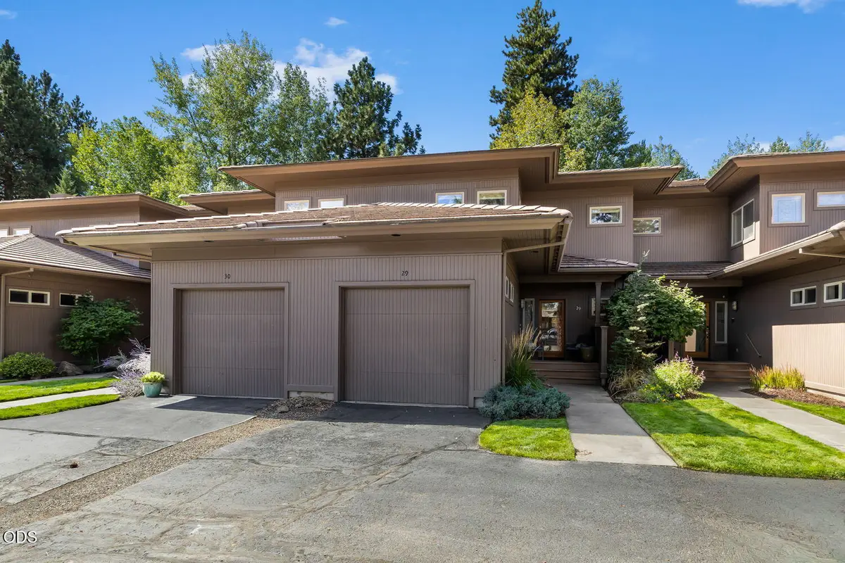 61875 Broken Top Drive #APT 29, Bend, OR 97702 - #1