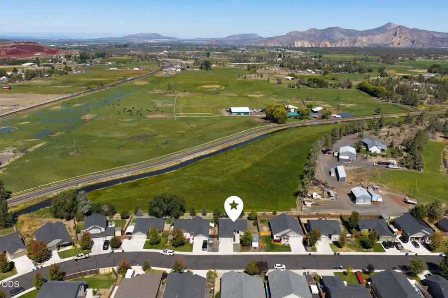 2721 NE 6th Drive, Redmond, OR 97756 - #3
