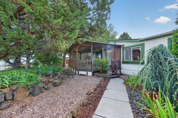 63741 Cascade Village Drive #78, Bend, OR 97701