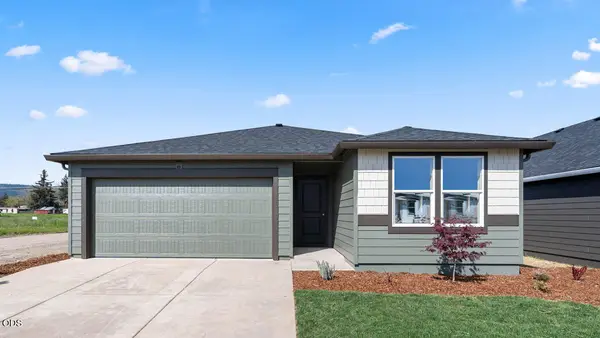 2651 Addysen Park Way, Medford, OR 97501